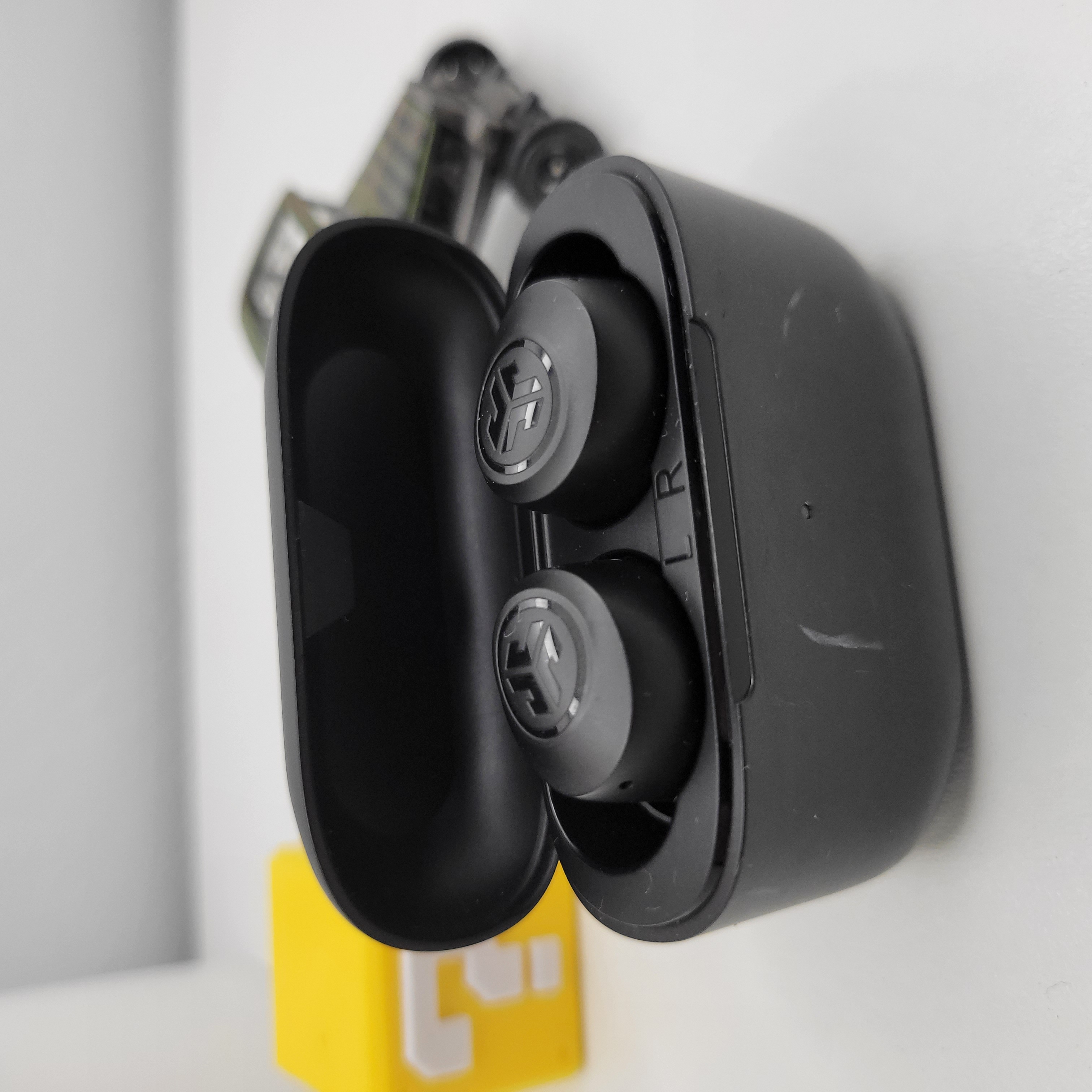 JLab Go Pop TWS Intrauriculares Inalámbricos Negro