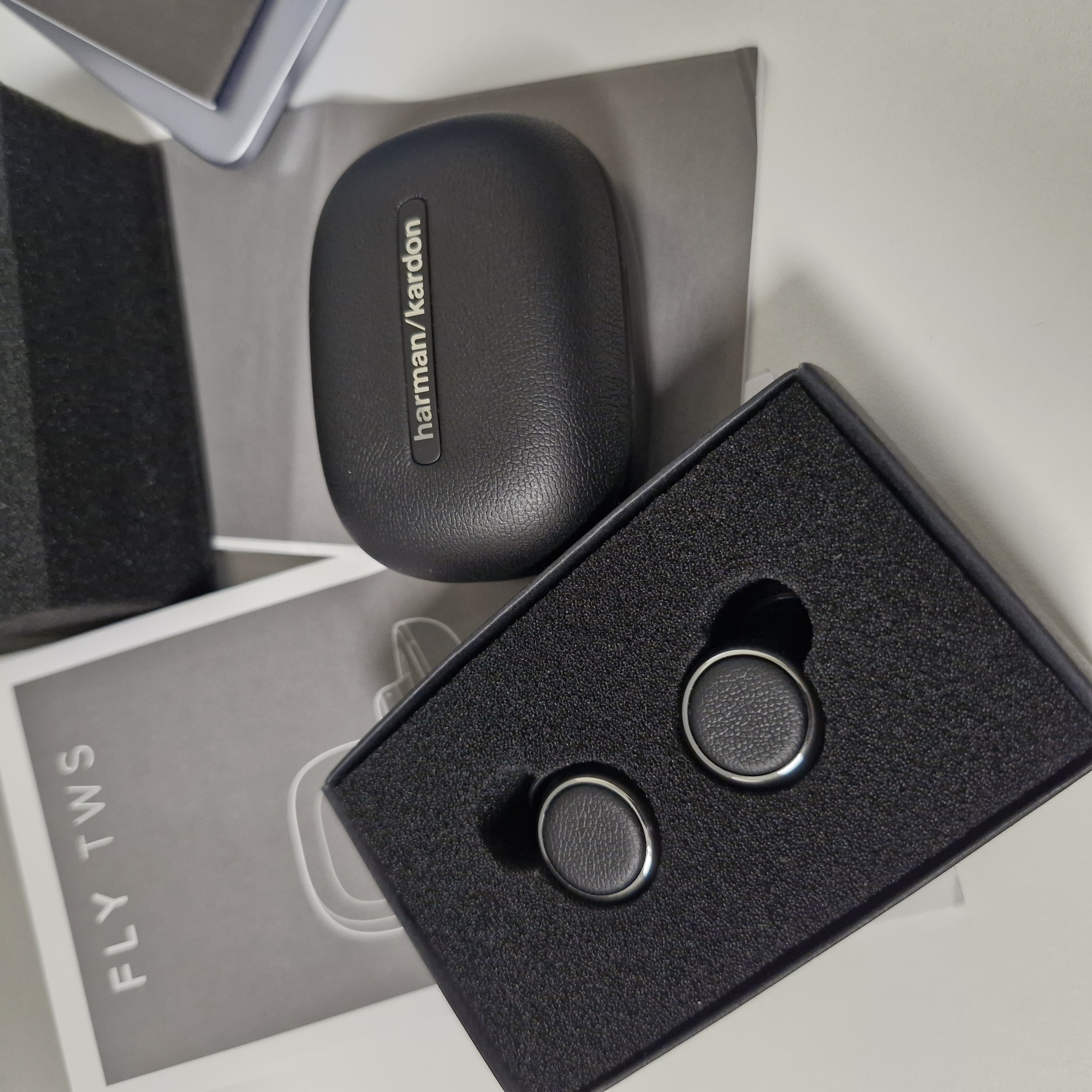 Harman Kardon Fly TWS Intrauriculares Inalámbricos Negro